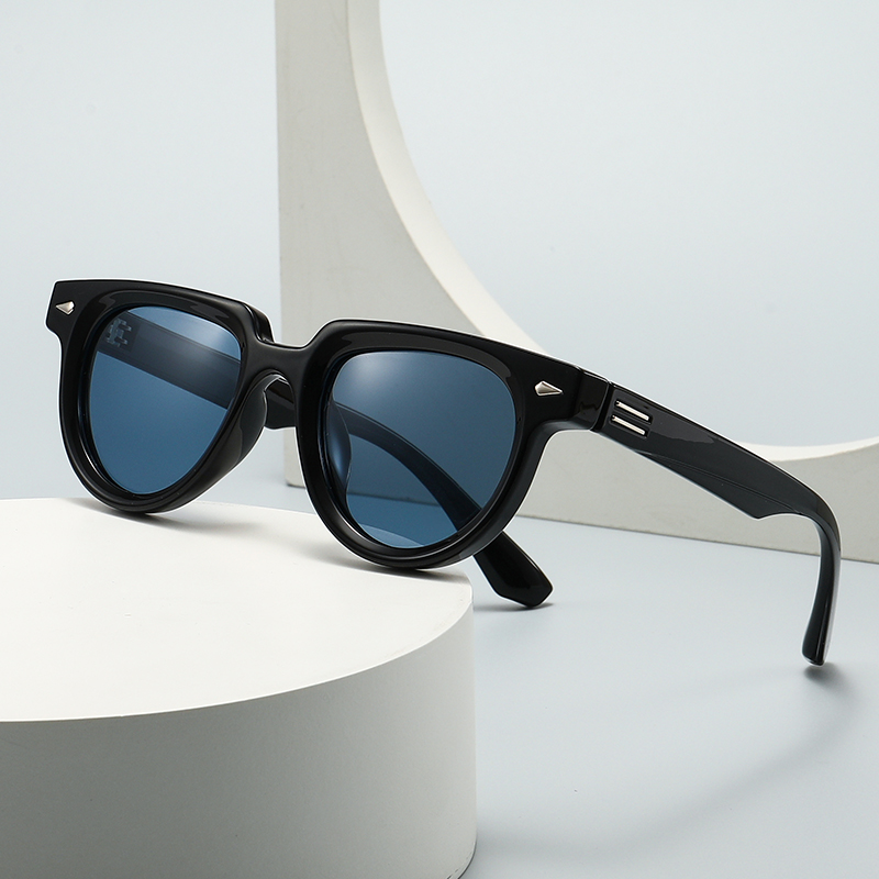 Nowe Retro Kwadratowe Okulary  – Sunglasses Polarized Men recenzja i cena